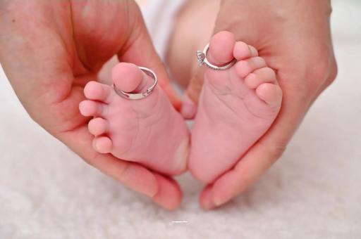 磐石孕妇六个月肚子多大